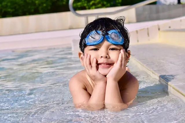 swimming class 